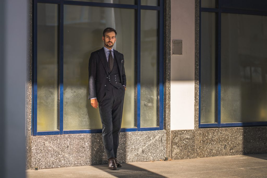 granatowy-garnitur-flanelowy-melanz23