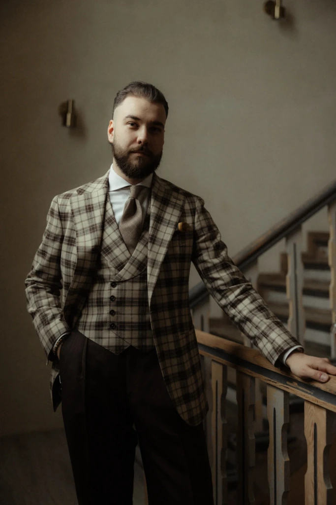 jak-sie-ubrac-na-slub-boho-rustykalny-braz-drewno4