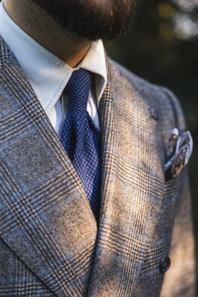 marynarka-dwurzedowa-w-krate-szyta-na-miare-buczynski-jesien-zima4