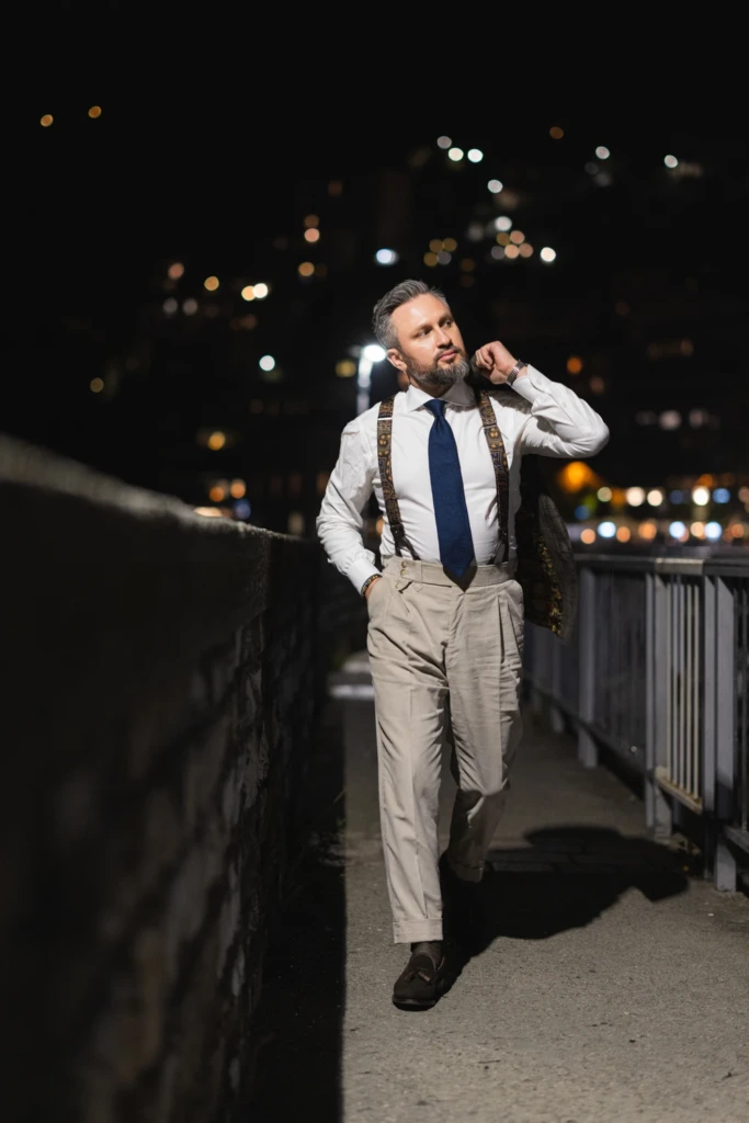 sztruks-spodnie-kremowe-na-szelki3