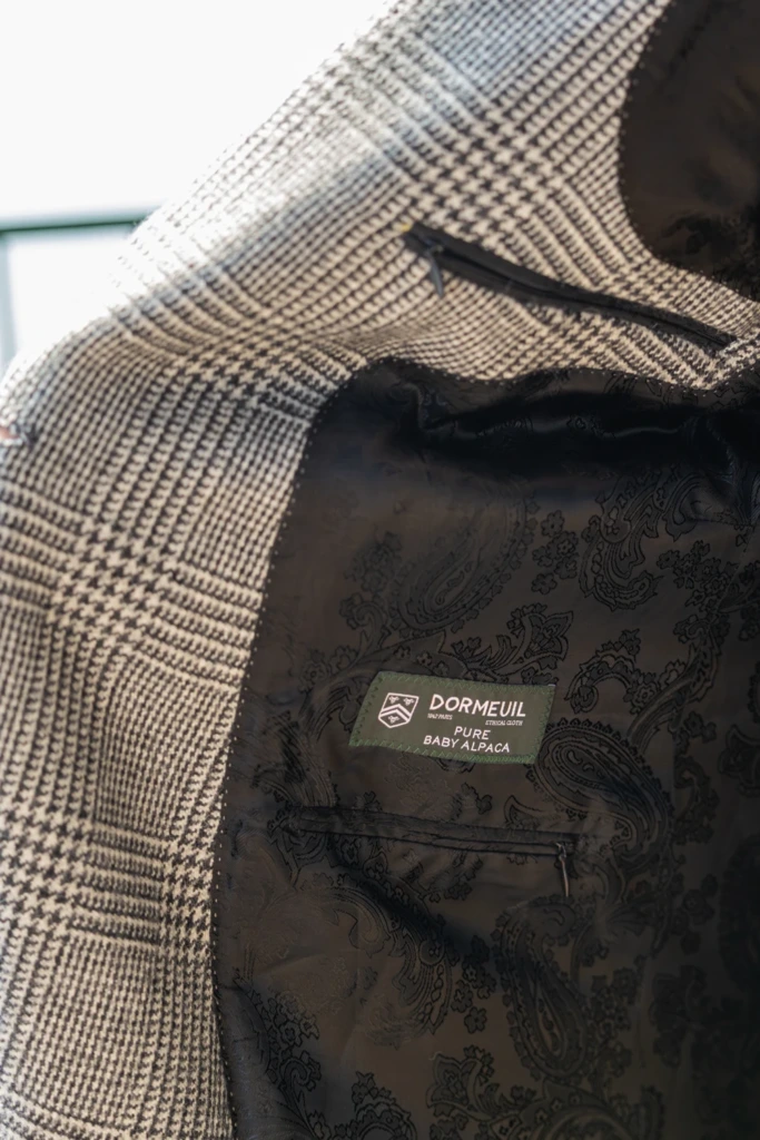 szycie-na-miare-plaszcz-za-kolano-warszawa-poznan1