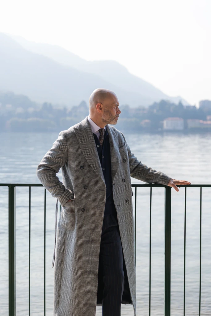 szycie-na-miare-plaszcz-za-kolano-warszawa-poznan2