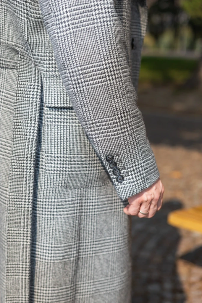 szycie-na-miare-plaszcz-za-kolano-warszawa-poznan5